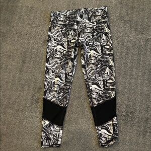 Everlast Black and White Swirl Leggings
